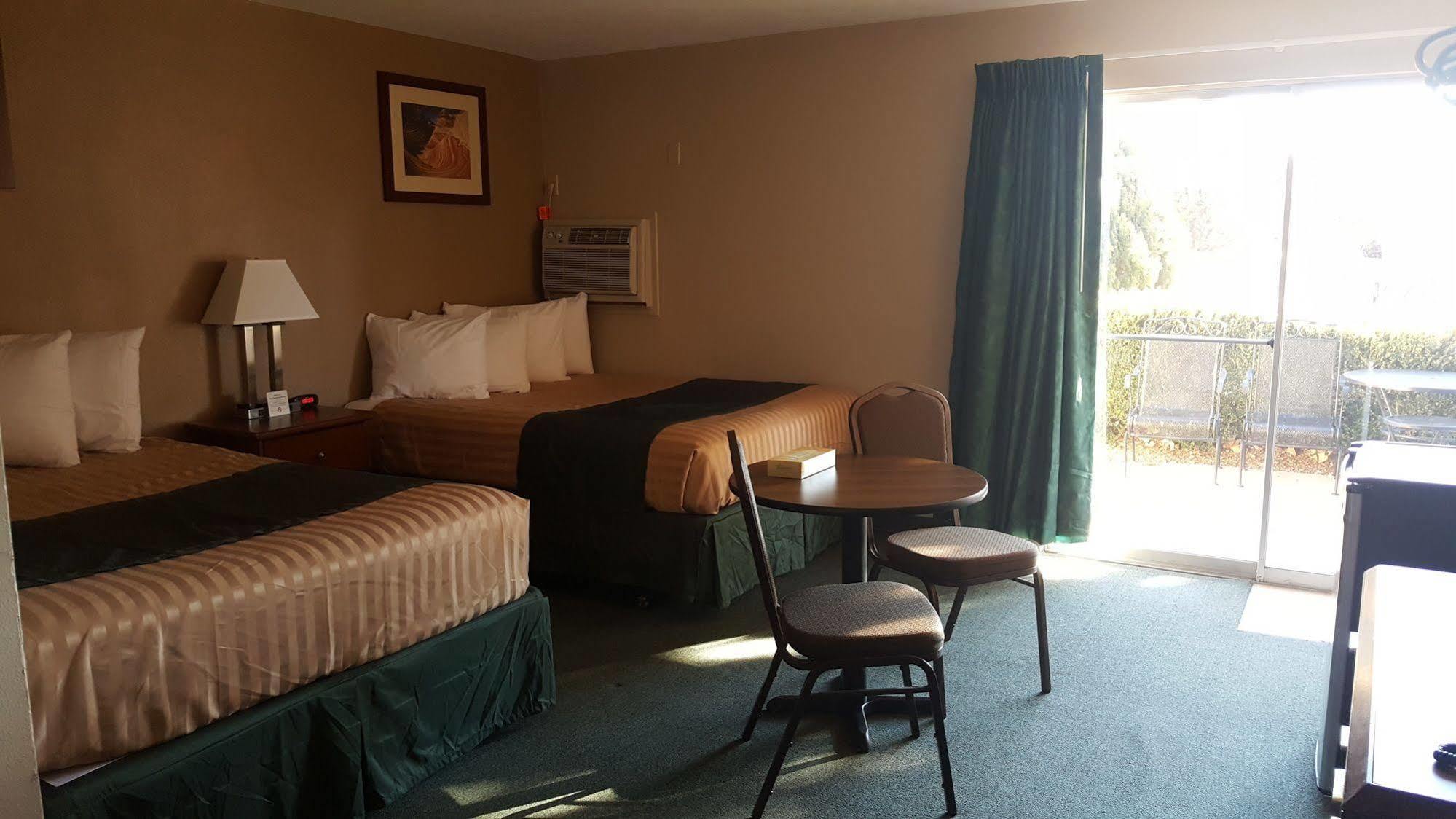 Lake Powell Canyon Inn Page Eksteriør billede