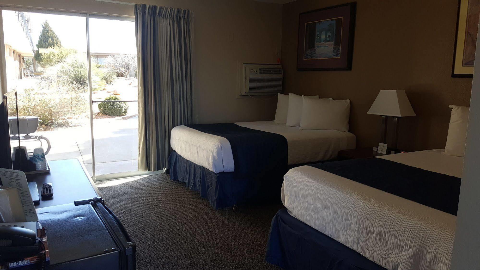 Lake Powell Canyon Inn Page Eksteriør billede